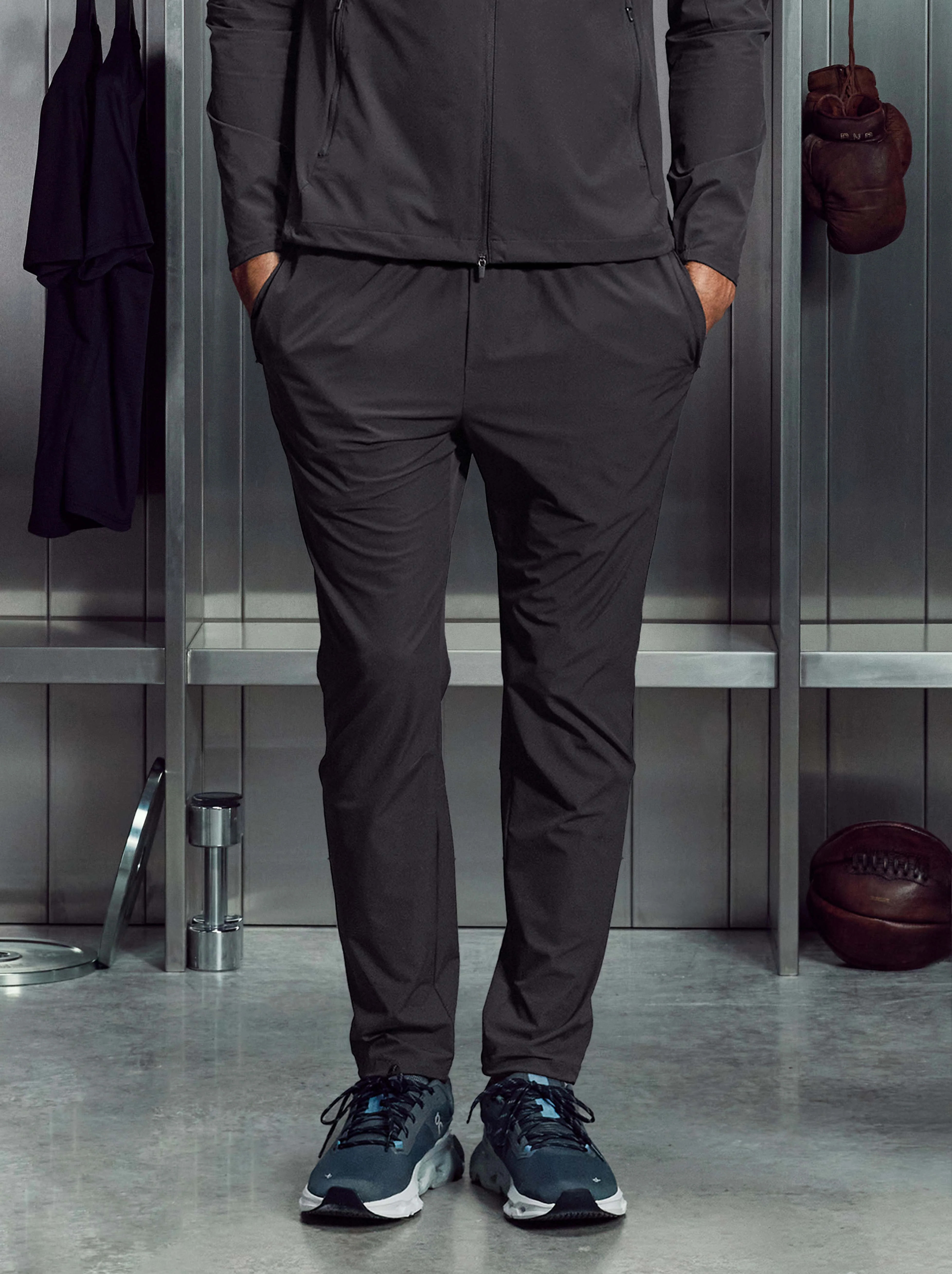 Active Trackpant in Grey