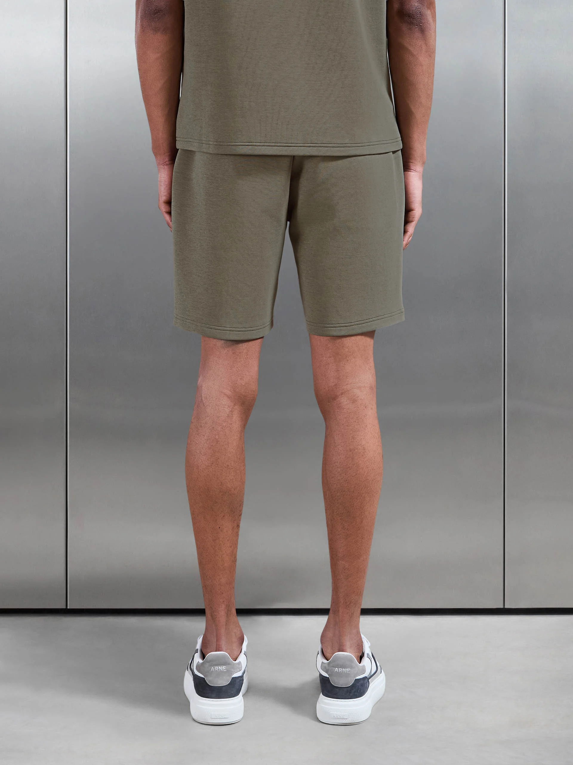 Everyday Luxe Piping Short in Olive - Image 3