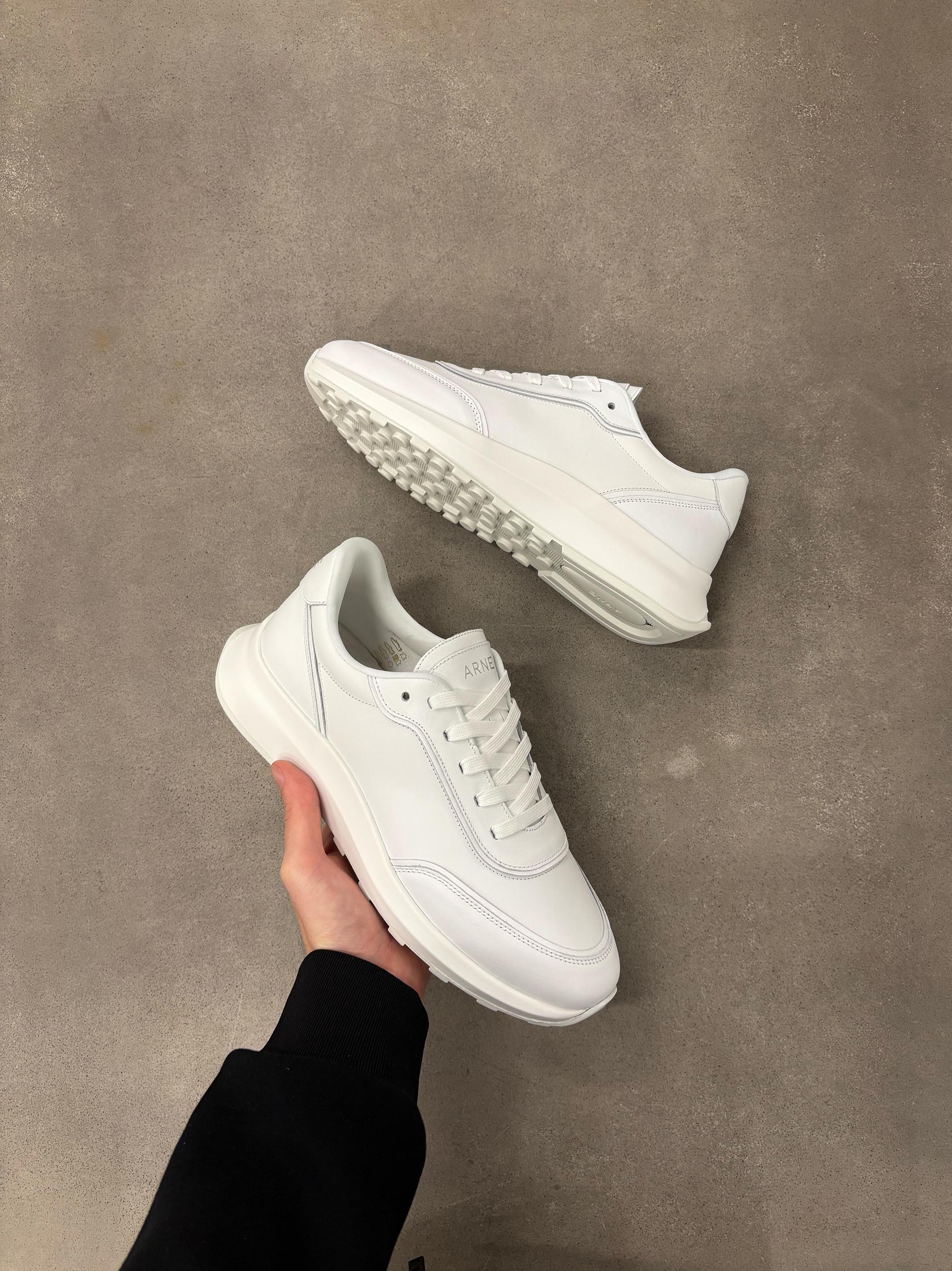 Low Runner in Triple White - Image 6