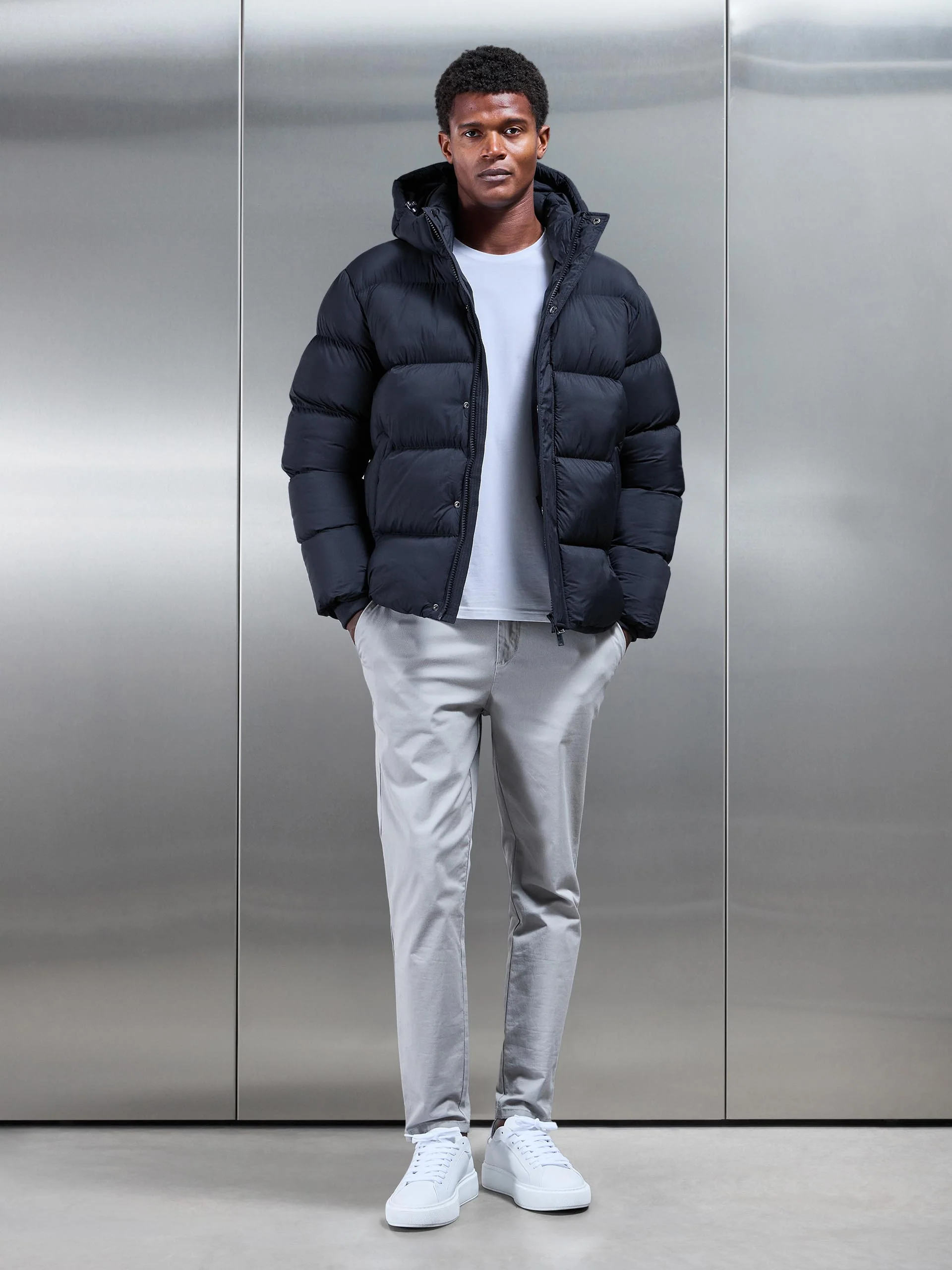 Matte Short Puffer Jacket in Navy - Image 3