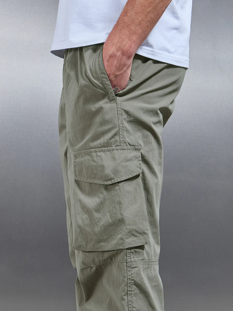 Parachute Cargo Pant in Olive - Image 4