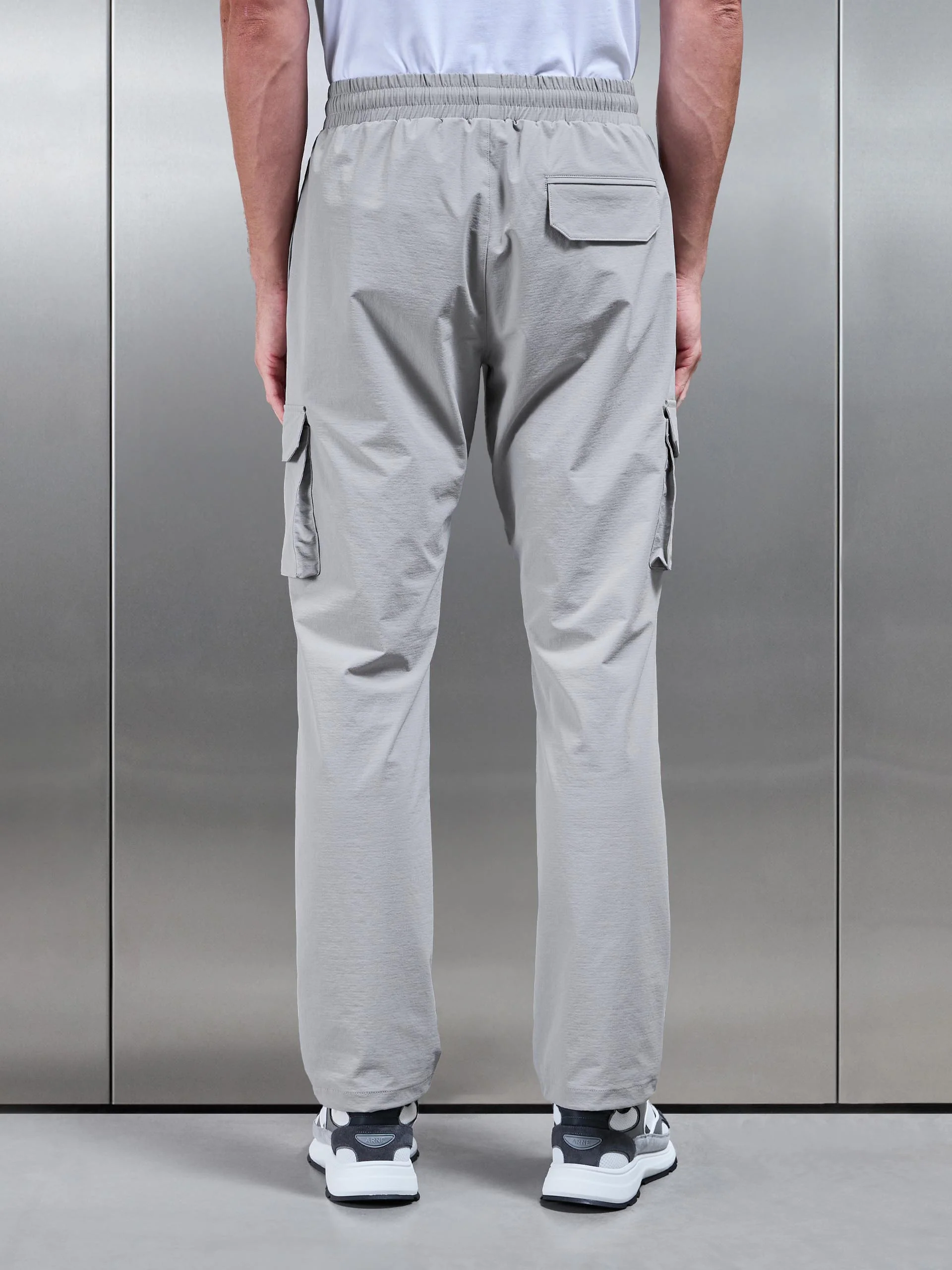 Relaxed Fit Utility Cargo Pant in Mid Grey - Image 5